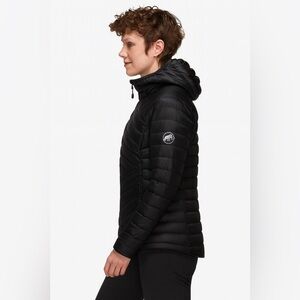 Mammut Women’s Broad Peak Down Puffer Coat XS Hooded Lightweight Insulated